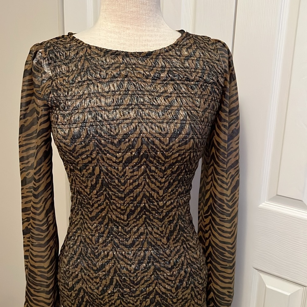 Smocked Tiger Print Metallic Forever 21 Mini Party Dress Size Medium